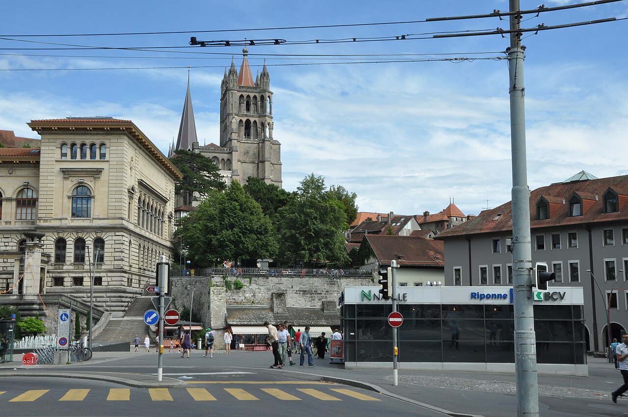Une initiative pour établir un marché couvert à la Riponne | Lausanne Cités