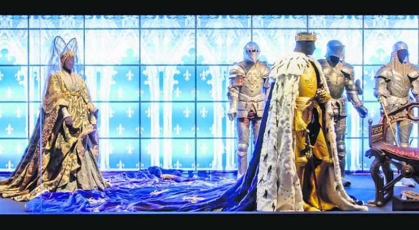 Le Centre national du costume de scène dévoile de prestieuses collections du monde. 