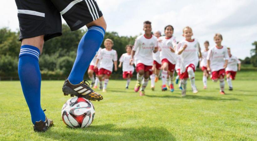 Les Raiffeisen Football Camps remplissent toutes les conditions de l’Association suisse de football. dr