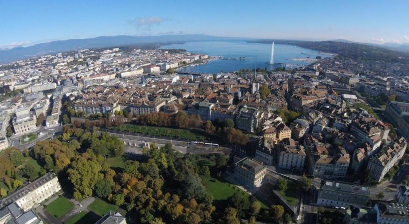  A Genève, des milliers de sans-papiers s'apprêtent à obtenir le précieux sésame. DR