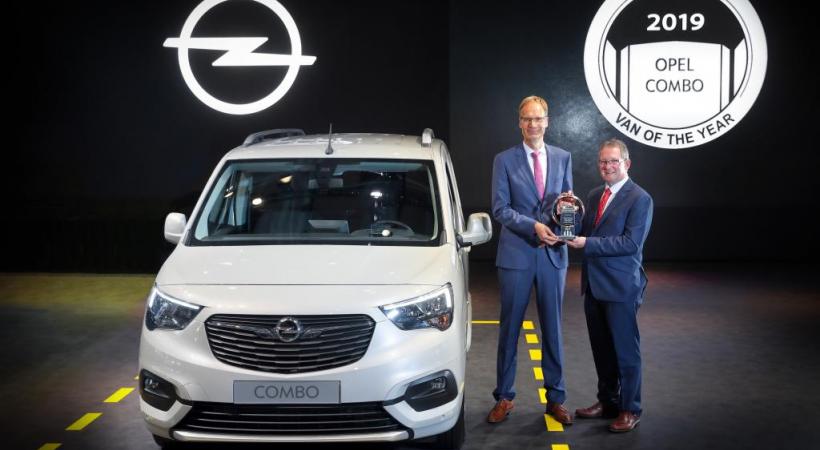 Le nouvel Opel Combo a reçu, en même temps que ses cousins Citroën Berlingo et Peugeot Partner, le prix «International Van of the Year». DR